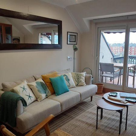 Atico Con Terraza Y Piscina Comunitaria Apartment Ribadeo Ngoại thất bức ảnh